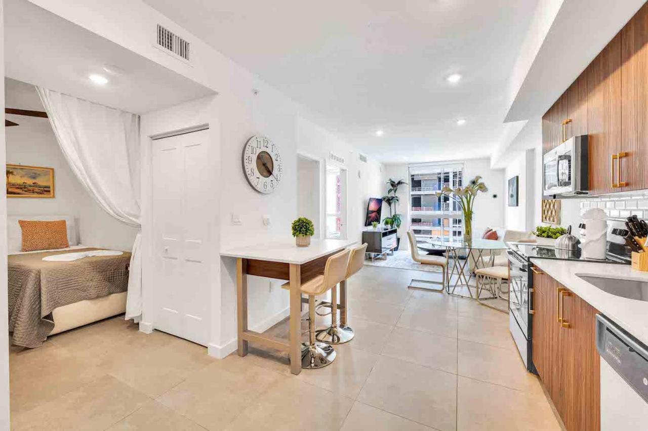 דירות Modern Unit In Downtown Miami With Free Parking מראה חיצוני תמונה