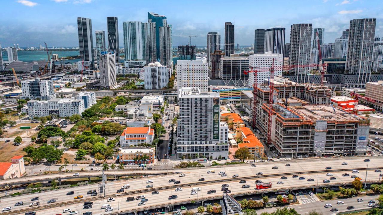 דירות Modern Unit In Downtown Miami With Free Parking מראה חיצוני תמונה