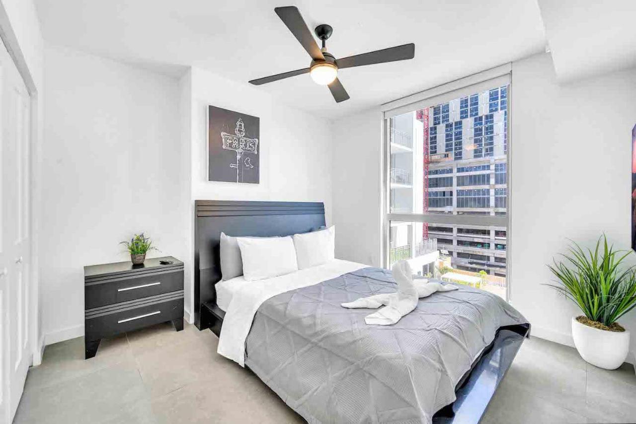 דירות Modern Unit In Downtown Miami With Free Parking מראה חיצוני תמונה