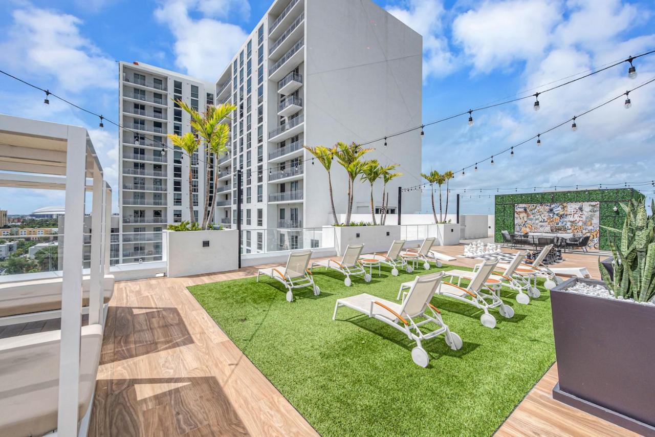דירות Modern Unit In Downtown Miami With Free Parking מראה חיצוני תמונה